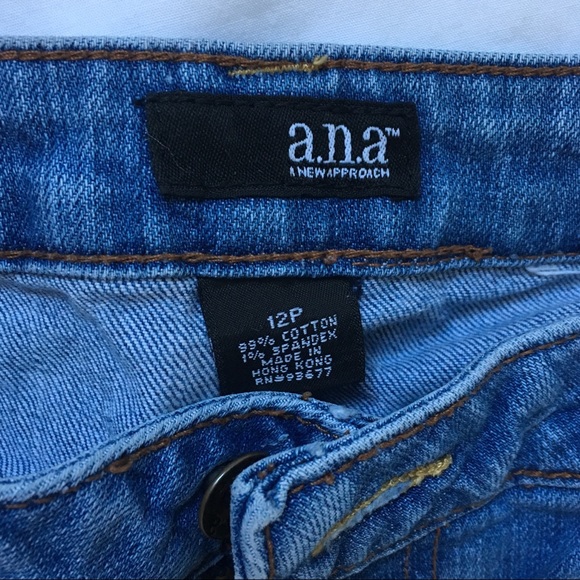 a.n.a. Jeans, Size 12P - Picture 4 of 7
